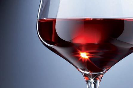 Copas de Vino: ¿Vidrio o Cristal? la gran duda a la hora del momento perfecto