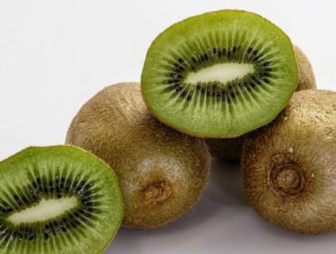 Estudio revela que Apio, kiwi y papaya son excelentes para el hígado