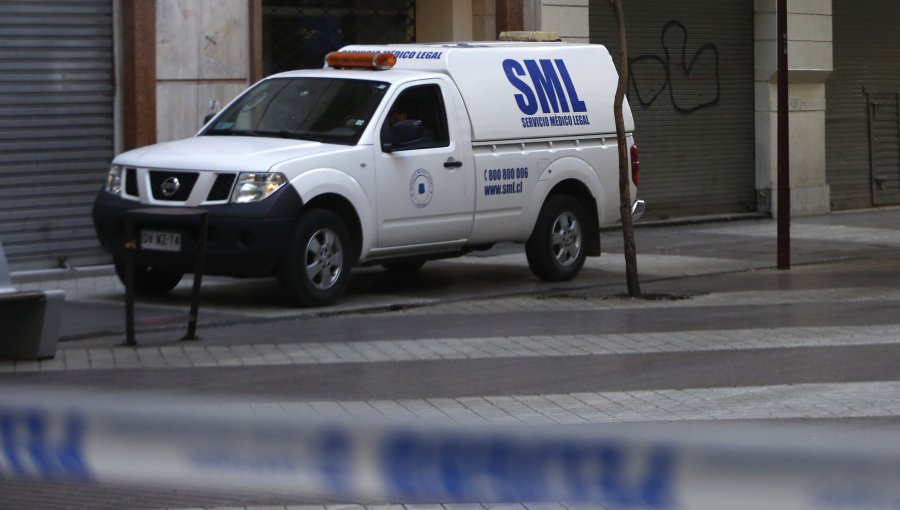 Hombre murió apuñalado por menor tras discusión en el centro de Santiago