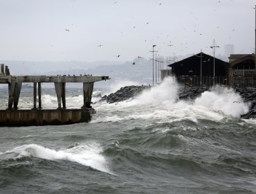 Dirección Meteorológica advierte tormentas desde el Bío Bío hasta Valparaíso