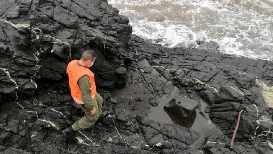 Con ayuda de un buque y equipos de drones, continúa intensa búsqueda de turistas extraviados en Cobquecura