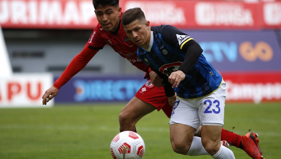 Ñublense luchó y rescató un agónico empate en vibrante partido contra Huachipato