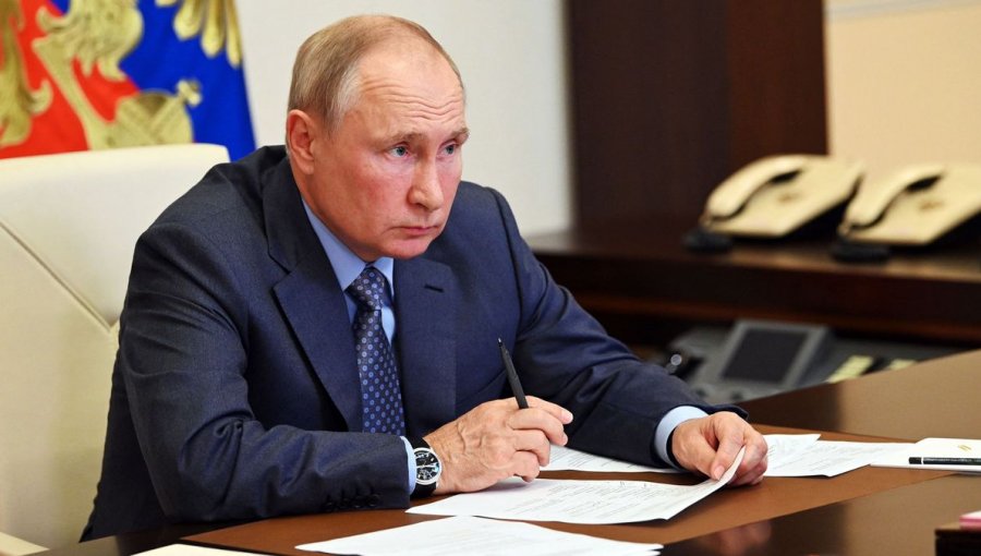 Vladimir Putin entró en cuarentena por casos de Covid-19 en su entorno cercano