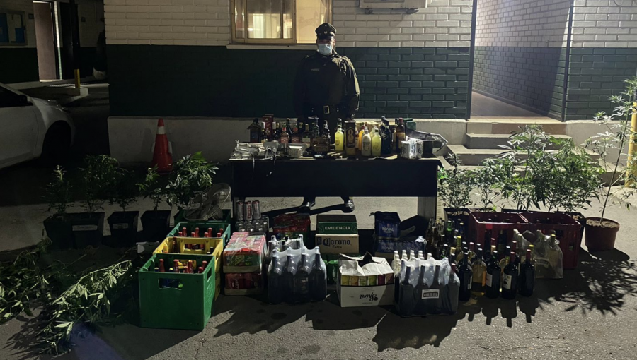 Descubren pub clandestino en domicilio de Renca: vendían alcohol y droga a sus clientes
