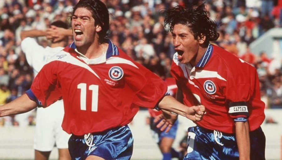 IFFHS escogió el once histórico de la Roja con tres jugadores de la Generación Dorada