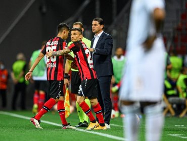 Charles Aránguiz vio acción en triunfo del Bayer Leverkusen por Europa League