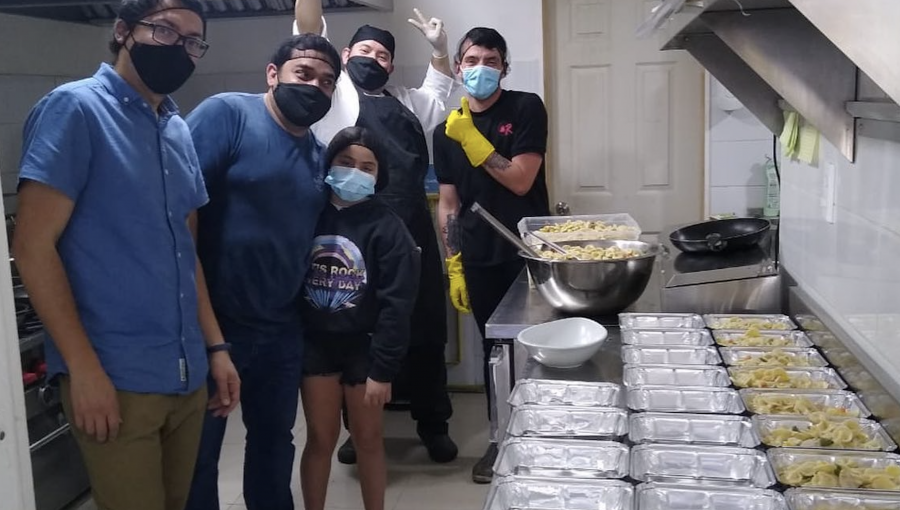 Corporación que entrega un plato de comida diario a grupos vulnerables de Quilpué pide ayuda para reforzar el menú en Fiestas Patrias