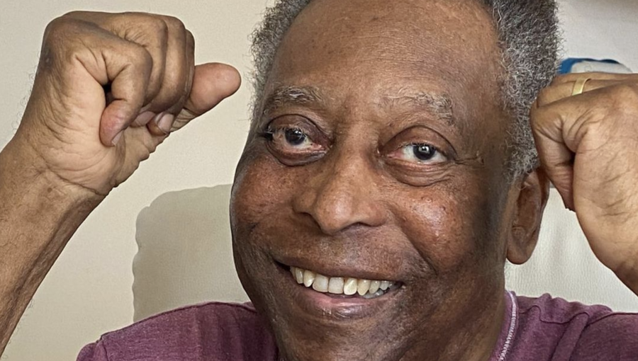 Pelé sigue "recuperándose bien", después de un "pequeño paso atrás"
