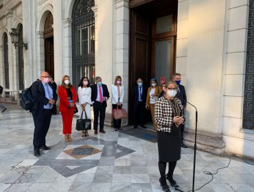 Eurodiputados catalogaron a la Convención Constitucional como "referente para el planeta"