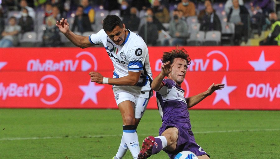 Alexis Sánchez participó en la remontada del Inter ante la Fiorentina de Erick Pulgar