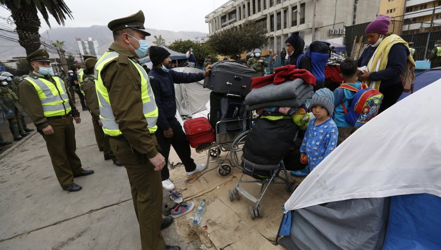 Tras desalojo en Plaza Brasil de Iquique: Defensoría de la Niñez anuncia acciones legales por crisis migratoria