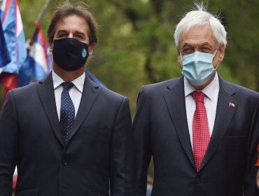 Presidente Piñera firma acuerdo de colaboración en materia de salud con Uruguay