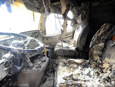 Al menos tres camiones resultaron quemados en nuevo ataque incendiario en Contulmo