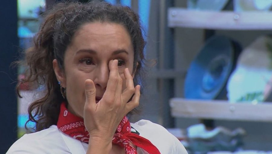 Claudia Miranda se emocionó hasta las lágrimas en “MasterChef Celebrity 2”