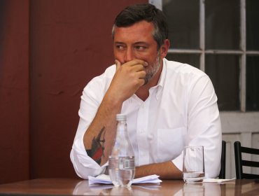 Sebastián Sichel calificó de “doloroso e inconsecuente” el apoyo de diputados oficialistas al cuarto retiro