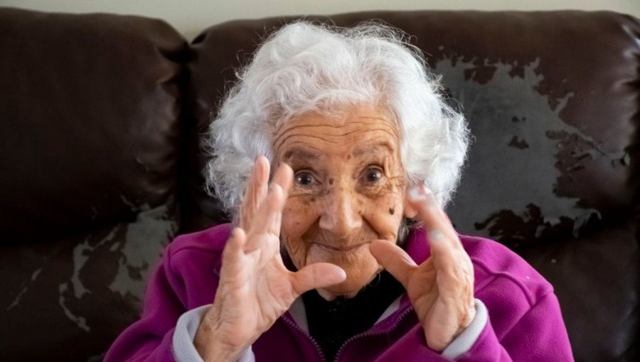 Mes del Adulto Mayor: Fundación Las Rosas invita a visitar a las personas mayores y hacerlos sonreír