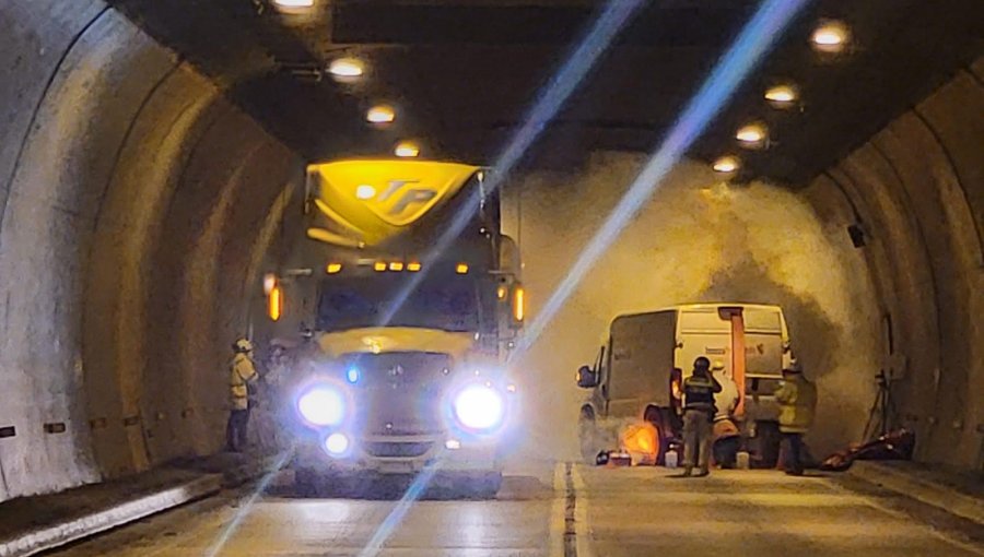 Coordinan acciones de emergencia en simulacro por incendio en túnel del camino La Pólvora de Valparaíso