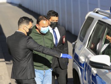 Prisión preventiva para conductor de Uber que golpeó con una llave de cruz en la cabeza a adolescente en Las Condes