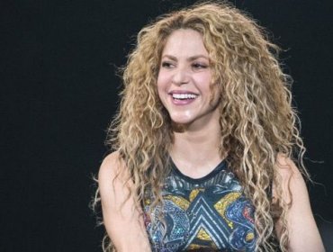 Shakira celebra su portada en Cosmopolitan en medio del escándalo de los Pandora Papers