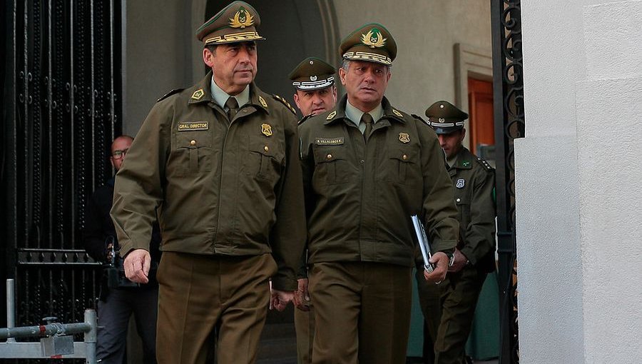 Decretan prisión preventiva para ex generales directores de Carabineros Gustavo González y Bruno Villalobos