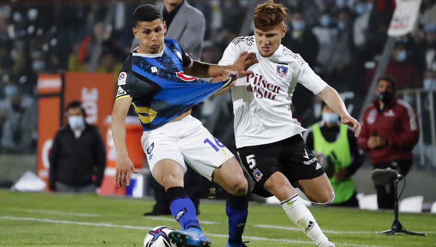 Colo Colo sigue a paso firme en la punta del torneo: Ganó 2 a 0 a Huachipato