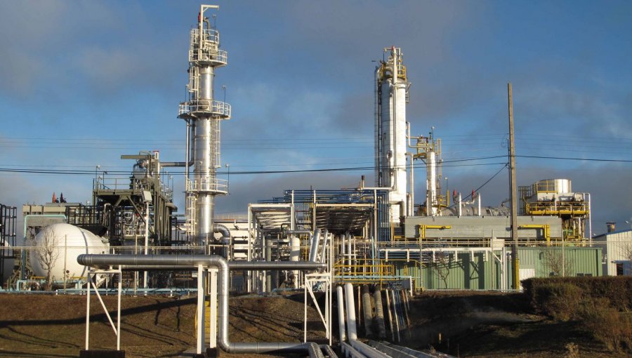 Superintendencia formula ocho cargos a ENAP Refinería Aconcagua por incumplir el Plan de Descontaminación: firma evalúa su alcance