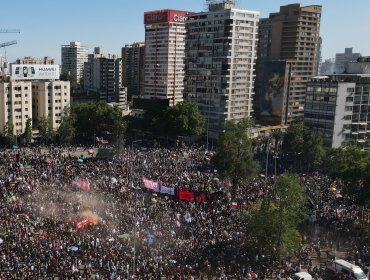 Diputados UDI piden que haya fiscales en distintas zonas para este 18 de octubre