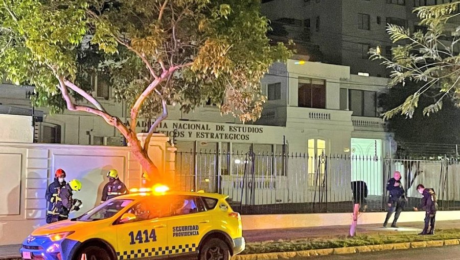 Detonan bomba de ruido en Academia Nacional de Estudios Políticos y Estratégicos en Providencia