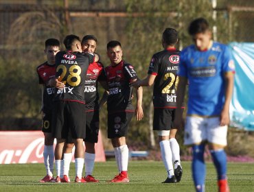 Ñublense goleó a Audax Italiano que se aleja de la cima del Campeonato