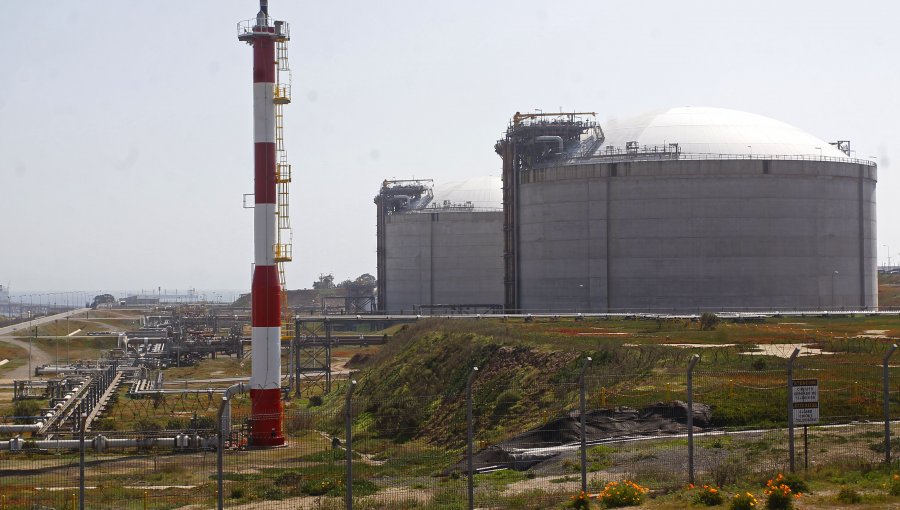 Fiscalía reformalizó a seis ejecutivos de ENAP por desastre ambiental con envenenamiento de crudo iraní