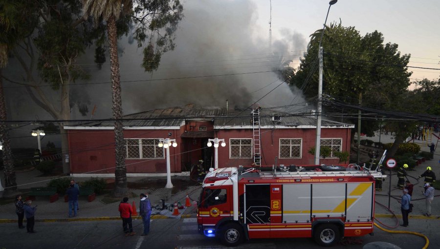 Comenzó juicio contra acusados de incendiar Municipalidad de Quilpué en octubre de 2019: Fiscalía pide 20 años de cárcel