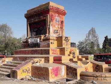 Consejo de Monumentos Nacionales decide trasladar restos del Soldado Desconocido de plaza Baquedano