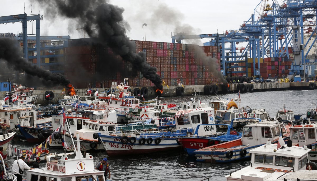 Fishermen’s lawyer from the former South American Cove accuses delegate Martínez of “criminalizing” the protest and calls for his removal