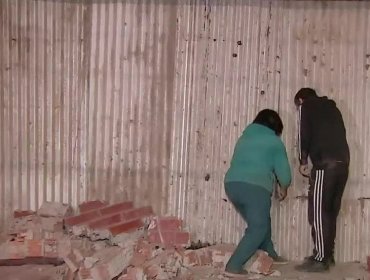 San Bernardo: Auto chocó contra muro de vivienda y desconocidos lo balearon