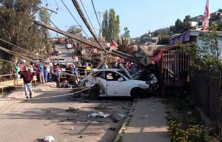 Presunta quitada de droga habría provocado accidente de tránsito en Viña del Mar: hay tres heridos a bala