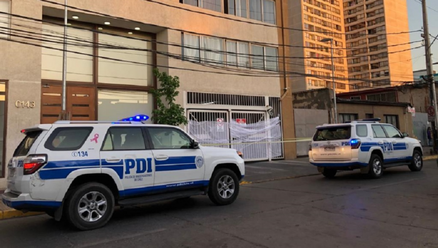 Niña de 12 años muere tras caer desde el piso 16 de un edificio en Estación Central