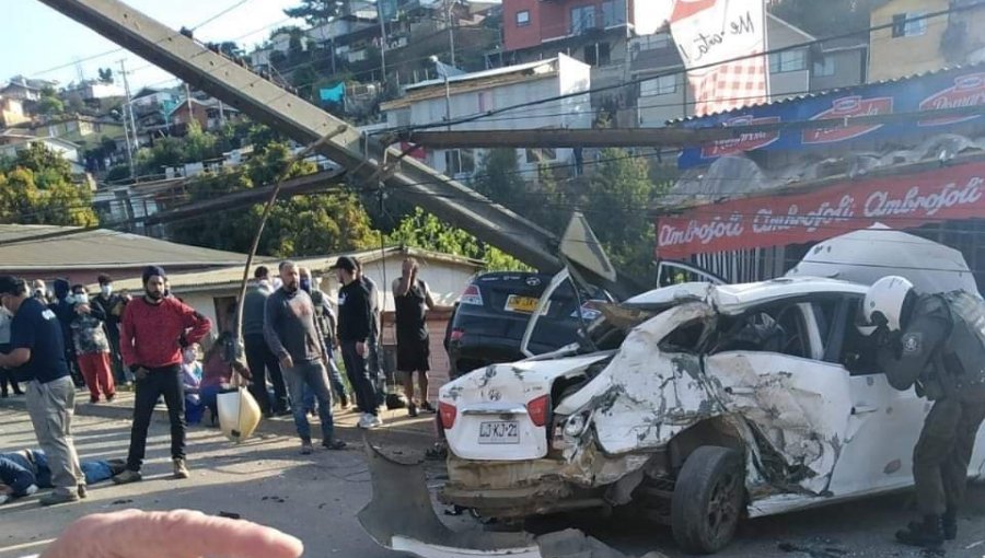 Violento accidente deja al menos ocho lesionados en sector de Forestal Alto en Viña del Mar