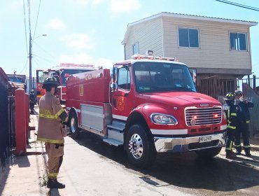 Adulta mayor postrada falleció en incendio que afectó a dos viviendas en sector de Forestal Alto en Viña del Mar