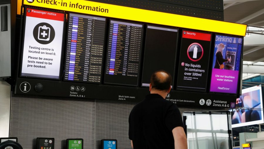Reino Unido elimina los siete países restantes de su 'lista roja' de viajeros sometidos a cuarentena