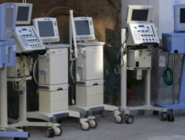 Sernac emite alerta de seguridad por ventiladores médicos que presentan falla: se vendieron 11 mil entre 2008 y 2021