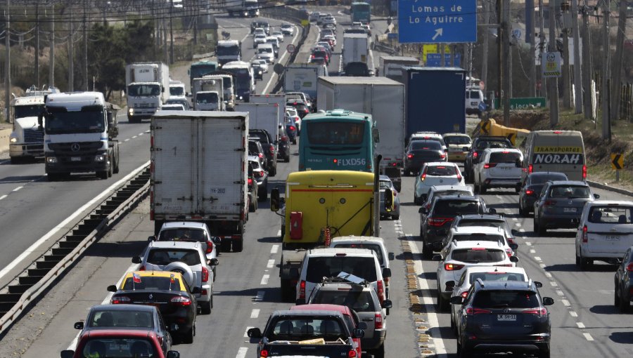 Realizan campaña preventiva de seguridad vial en la antesala al fin de semana largo en la región de Valparaíso