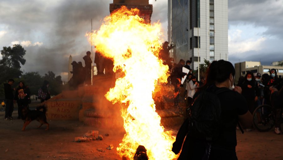 The Economist cuestiona labor de la Convención y dice que “Chile luce peor que en cualquier otro momento desde el regreso de la democracia"