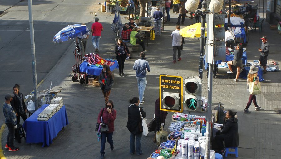 Cámara de comercio de Viña del Mar en pie de guerra con el Municipio por plan de Ripamonti de incentivar a ambulantes a formalizarse