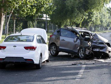 Violento accidente en Maipú dejó al menos ocho heridos, uno de ellos de gravedad