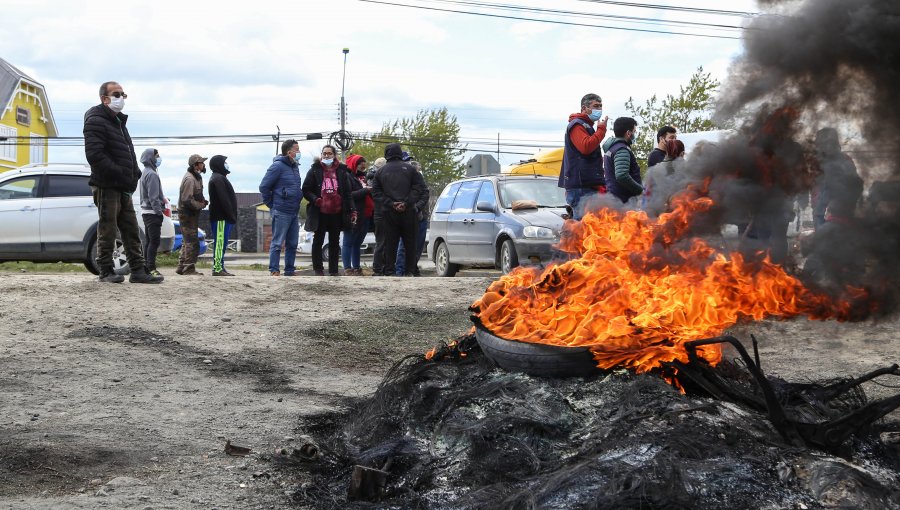 Gremios del turismo criticaron corte de rutas en Magallanes por alza de los combustibles