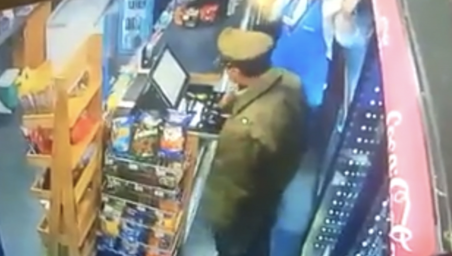 Sujeto protagonizó asalto con uniforme de carabinero en Los Andes: fue detenido junto a cómplice