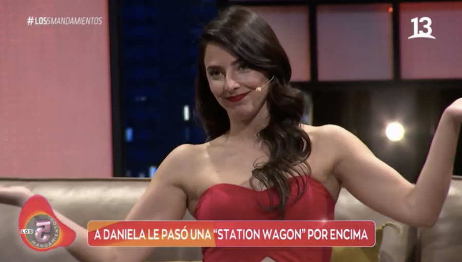 Daniela Castillo y “tragicómico” accidente en su infancia: “Mi mamá me atropelló”