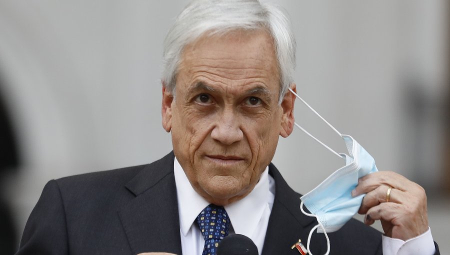 "¿A quién no le ha pasado?": Presidente Piñera retuiteó y luego borró noticia sobre Boric y meme que aludía a Provoste