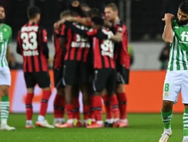 Bayer Leverkusen goleó al Real Betis de Pellegrini en duelo sin chilenos en cancha por Europa League