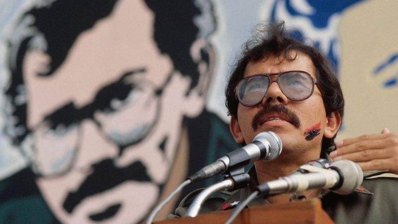 Cómo Daniel Ortega pasó de ser un revolucionario "de bajo perfil" a convertirse en el hombre fuerte de Nicaragua por 20 años